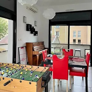 Penthouse T2 Metro Gratteciel Appartement
